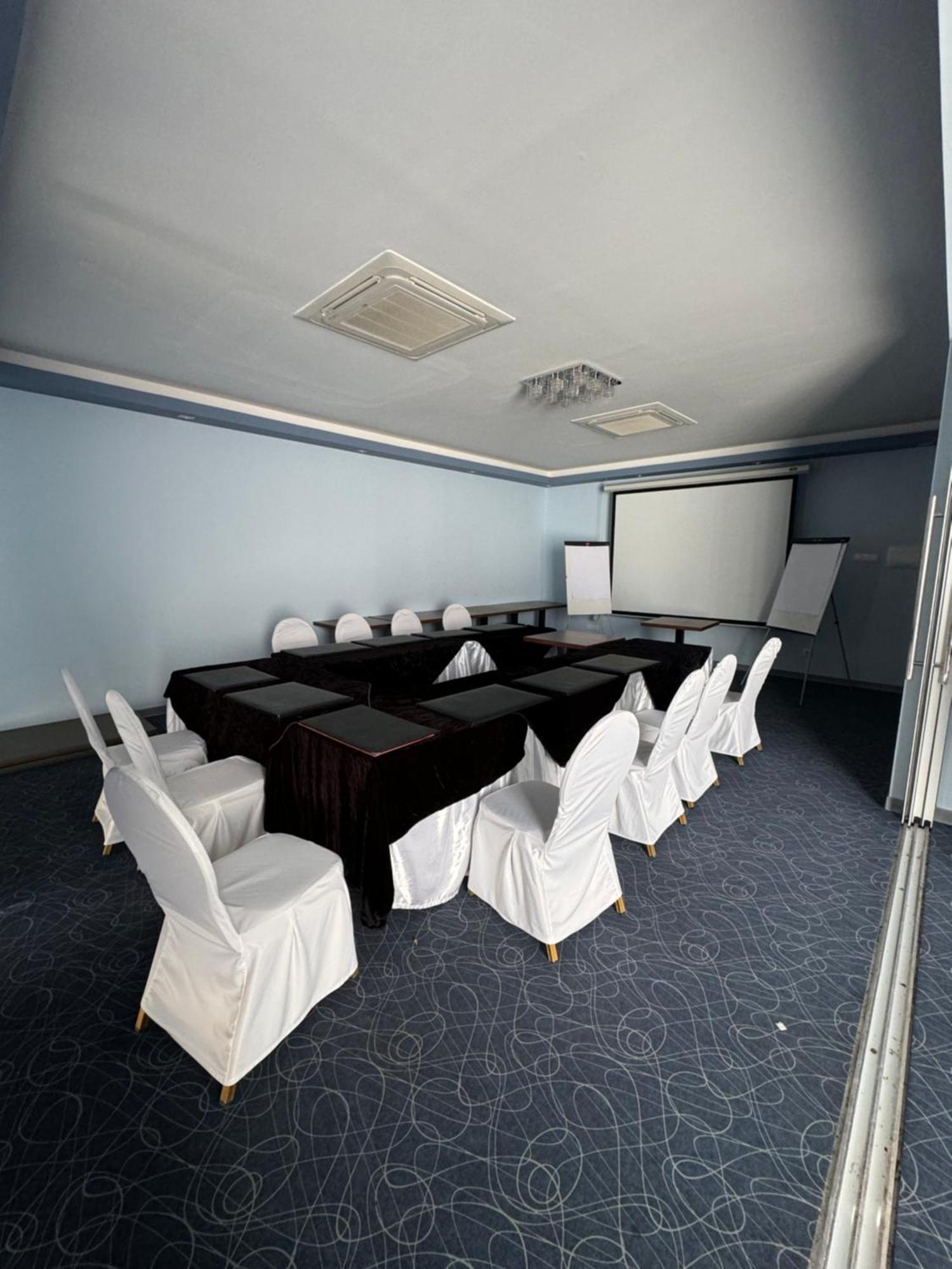 Le Zenith Hotel Orán Kültér fotó