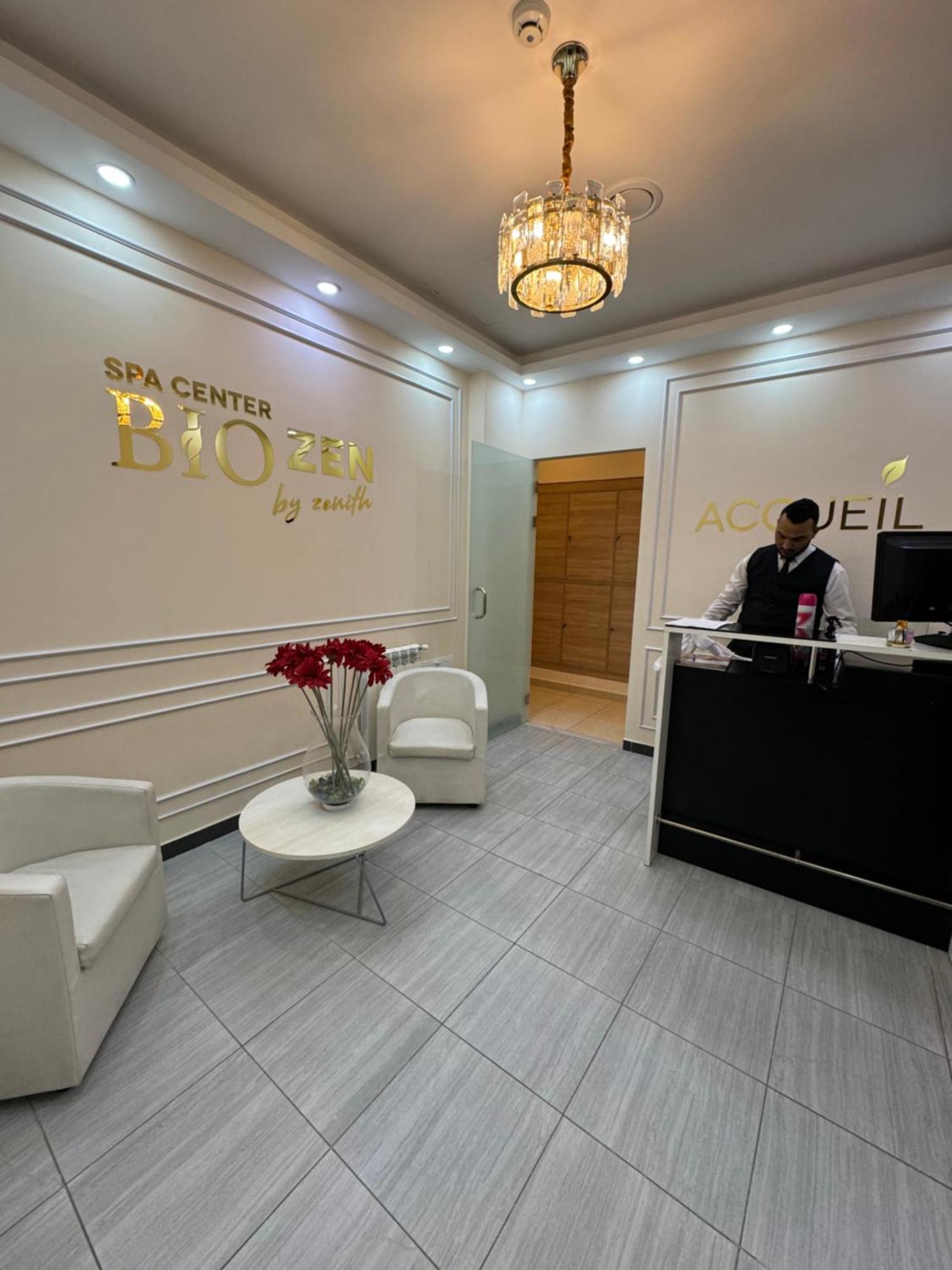 Le Zenith Hotel Orán Kültér fotó
