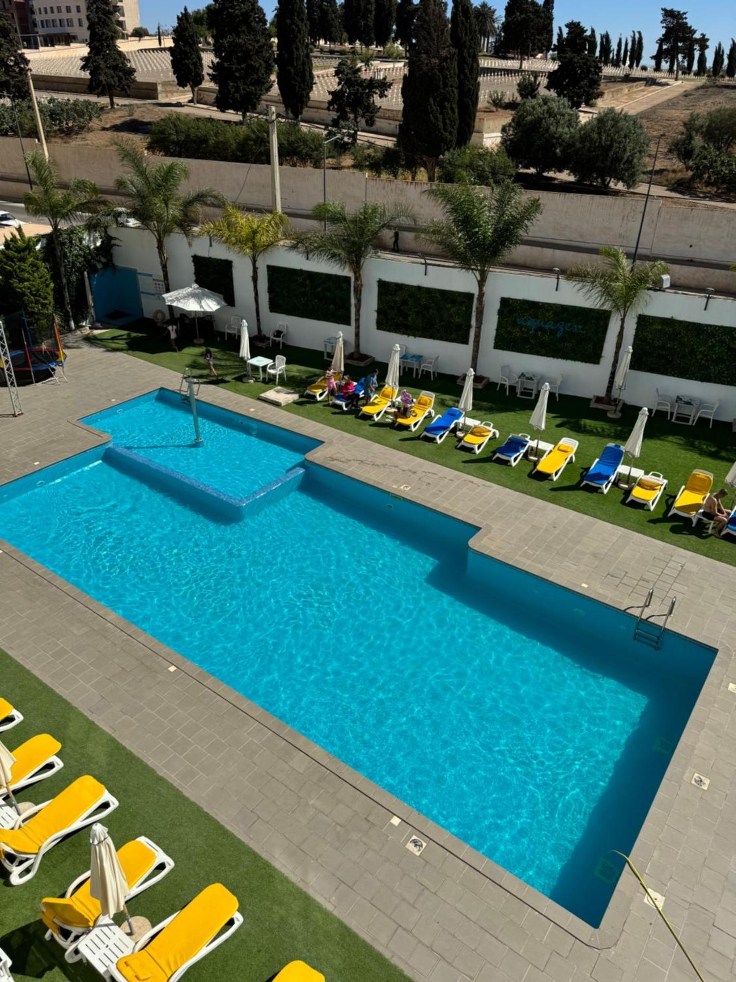 Le Zenith Hotel Orán Kültér fotó
