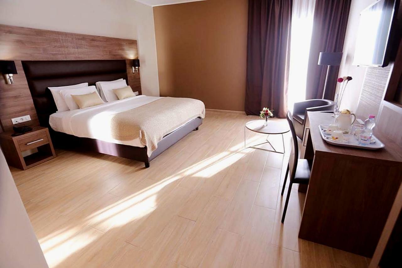 Le Zenith Hotel Orán Kültér fotó