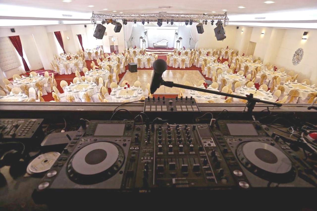 Le Zenith Hotel Orán Kültér fotó