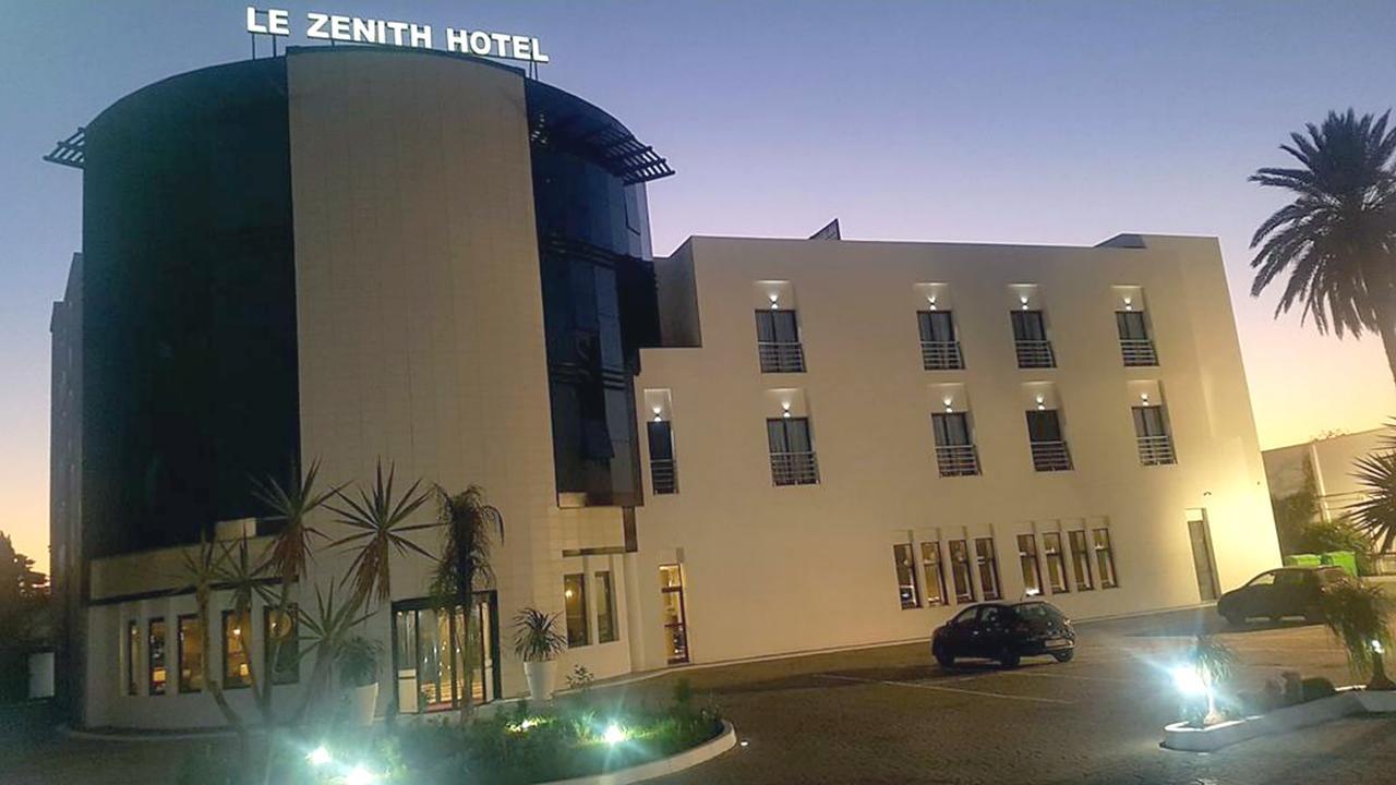 Le Zenith Hotel Orán Kültér fotó