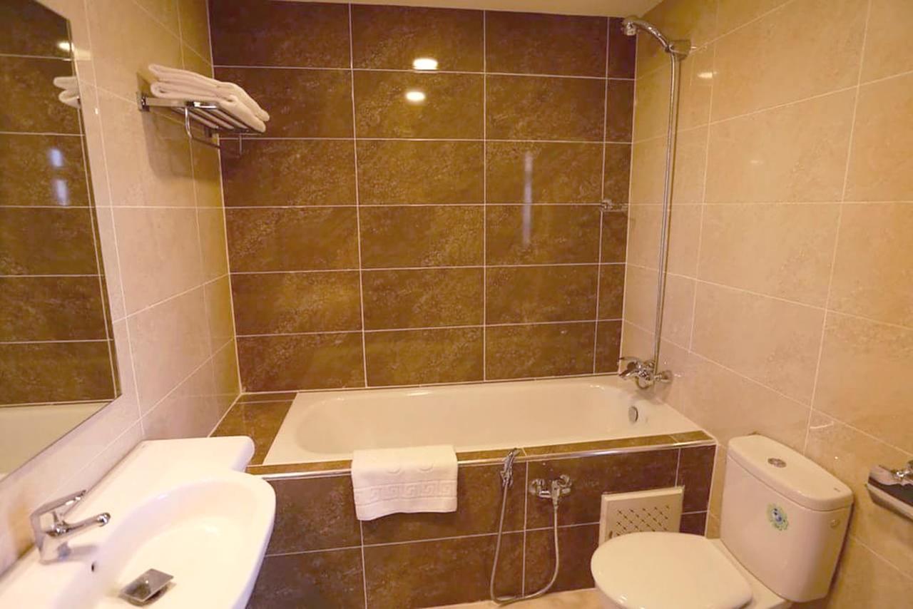 Le Zenith Hotel Orán Kültér fotó