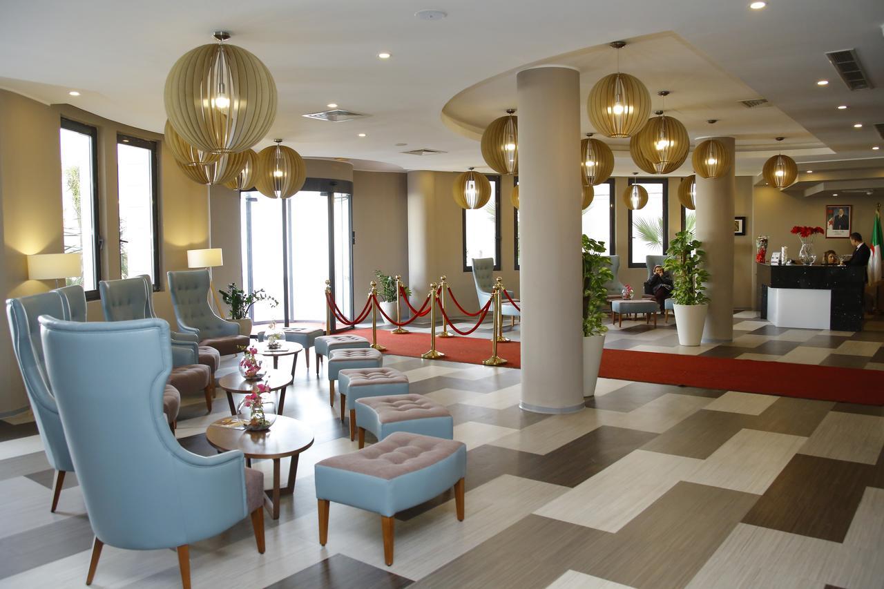 Le Zenith Hotel Orán Kültér fotó
