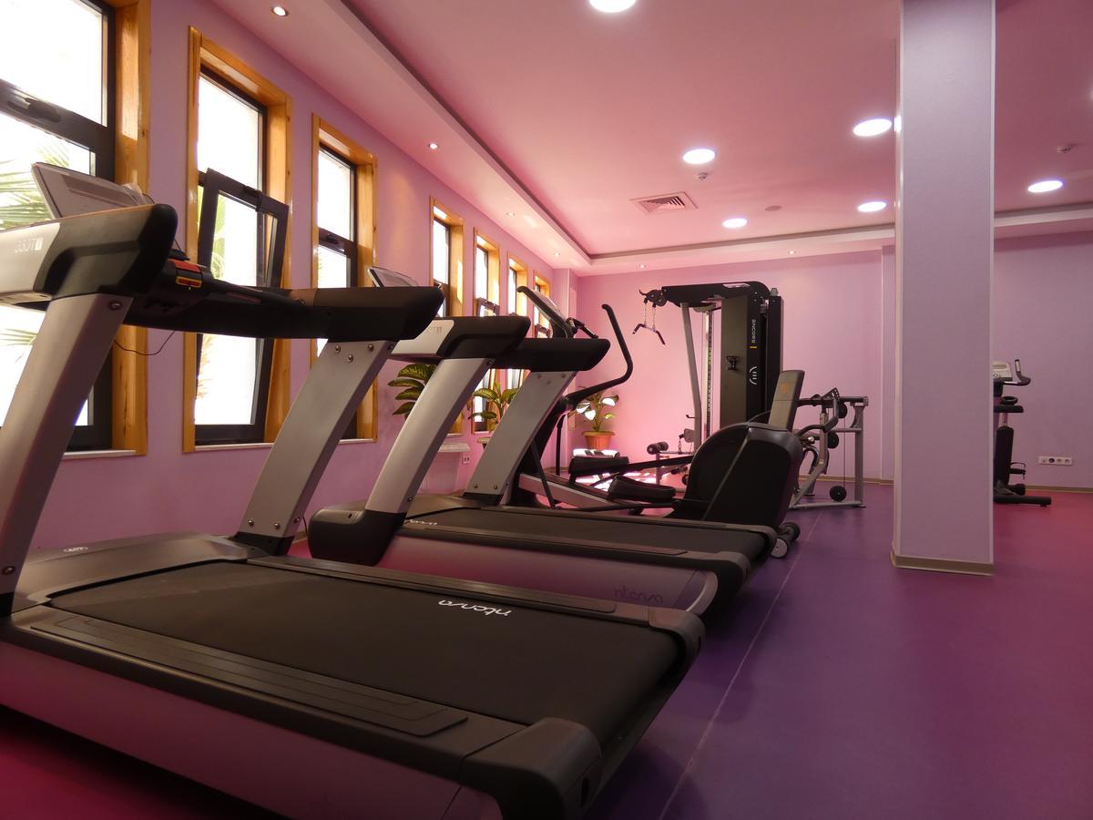 Le Zenith Hotel Orán Kültér fotó